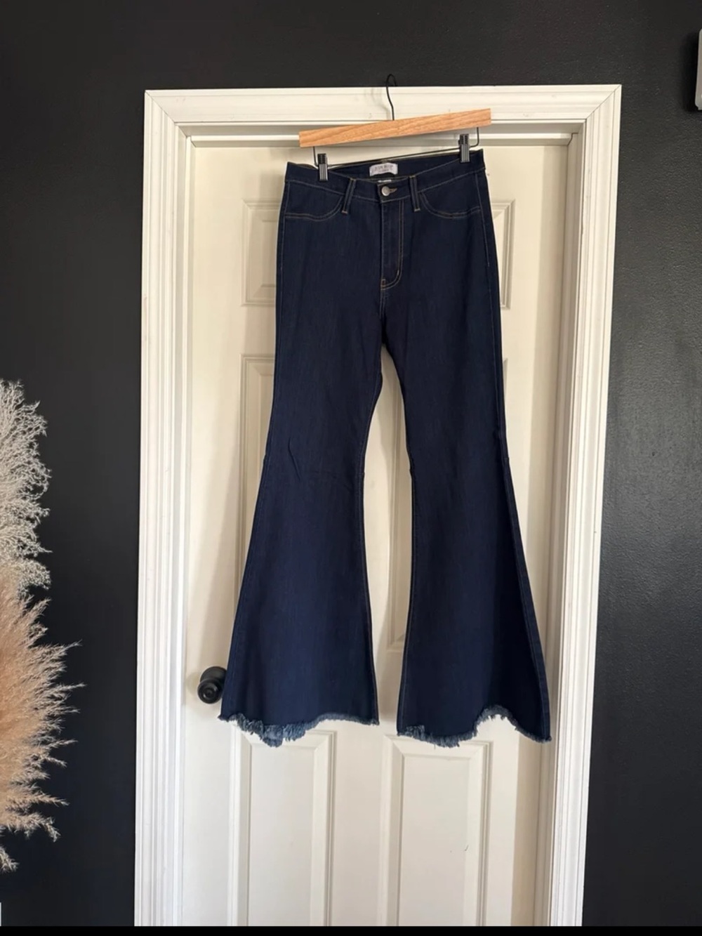 Judy Blue Marisa High Waist Super Flared Jeans in Dark Wash size 11/30